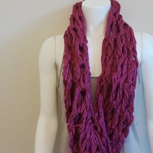 knit infinity scarf